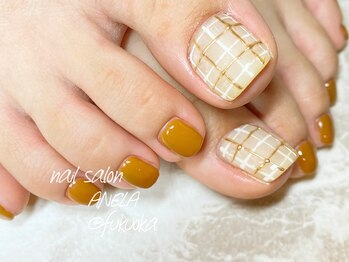 アネラ(ANELA)/チェックネイル