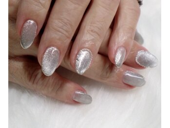 ラグジュ(LUXUJU)/３. マグネットネイル-1-