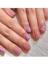 ラウ(Lau)/フラワーネイル¥５５００