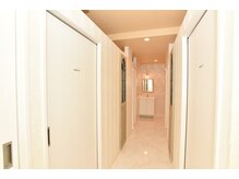 お部屋へご案内