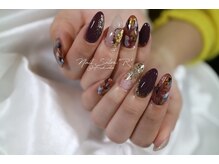 ネイルサロン R/スタイリングコース　8030円