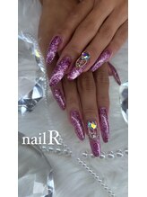 ネイルアール(nail R)/大きめパーツネイルです♪
