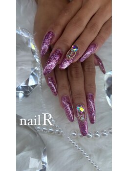 ネイルアール(nail R)/大きめパーツネイルです♪