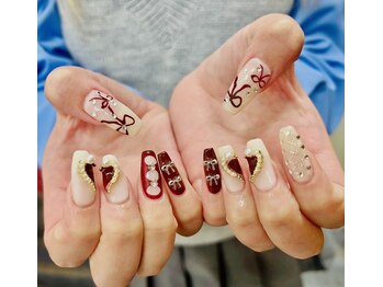 サララ(SALALA)/デザインネイル♪