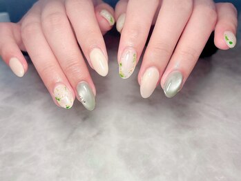 ブリスフルハピネス(Blissful happiness)/シンプルフラワーネイル