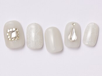 アイ ネイルズ 天神店(I nails)/うるうるビジュー