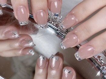 サリーネイルラボ(Sully Nail Lab)/ガラスフレンチネイル