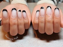 ソロルル ネイル(Sororuru Nail)/ハート×ブラックフレンチネイル