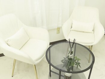 ホワイトニングショップ 池袋店/【ゆったりして頂ける待合室♪】