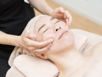 フレルト 津久居店(FLELT)/筋膜フェイシャルマッサージ