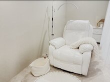 アイメニューはふかふかのリクライニングソファでゆったりと♪