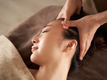 アロール(ALLURE)の写真/【渋谷/表参道から10分圏内】本場のコルギ体験でむくみ知らずの小顔へ仕上げる！健康的な美しさで魅力UP◎