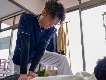 総癒館 仙台院の写真/長年悩んだ腰痛とオサラバ！オールハンドで腰部筋の調整、張りや痛みにアプローチ！急な腰痛、疲労感にも◎
