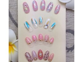 ジェルアートつけ放題￥8200