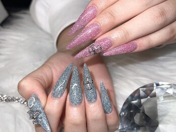 レヴィア(Revia)/フラッシュネイル