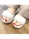 red nail