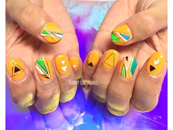 サニーサイドアップ ネイル(Sunny SideUp nail)/暗闇で光る蓄光アート