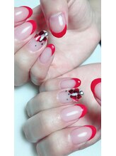 ネイルルーム ナップ(Nail Room Nap)/赤フレンチで華やかに
