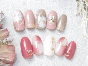 トゥーシェネイルズ(Touche'nails)/定額6500円デザイン