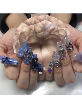 エヌエービー(N.A.B.)/個性的ネイル