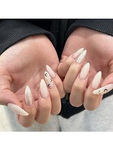 モカ 心斎橋(moca by Lee)/ホワイトネイル