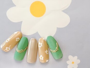 ナチュラル小花柄ネイル