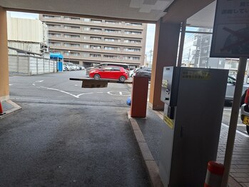 カルム 前橋駅前店(calme)/駐車場はゆ~ゆ専用駐車場を