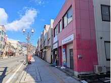 ホワイトニングカフェ 上田店(WhiteningCafe)/4.JR 上田駅お城口から徒歩 5 分