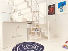 トータル ビューティ サロン フルール(Total Beauty Salon FLEUR)の雰囲気（日常を離れて優雅なひととき一軒家の隠れ家サロン 駐車場目の前）