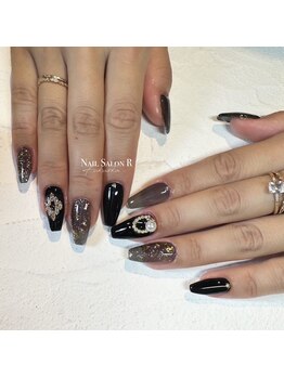 ネイルサロン R/スタイリングコース