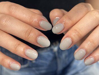 ネオリーブ ウリ(Neolive uri)/グレーワンカラー