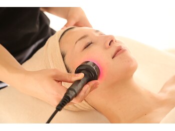 クイーンズ ピュア 長崎店(Queen's Pure)/ラジオ波フェイシャル 