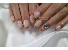 ネイルサロン R/スタイリングコース　8030円