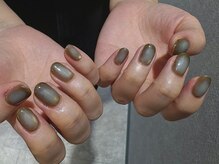 シー(Shhh...)/もやっとグラデーション