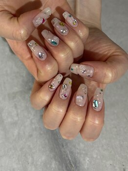 ビジューデザイン