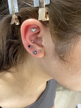 ダリア(Dahlia)/耳ツボジュエリー