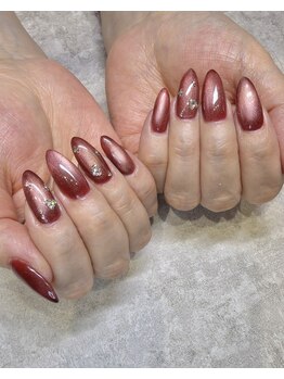 アヴィータ(AVITA)/艶感ボルドーマグネットネイル