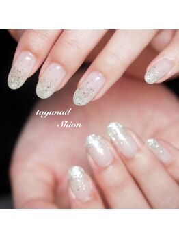 たゆ ネイル(たゆnail)/シルバーグラデーションネイル