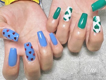 左右ちぐはぐネイル