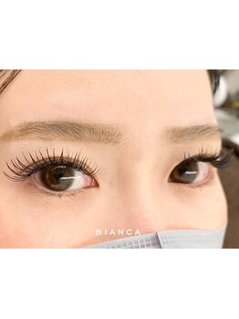 ボリュームのある目元にしたい