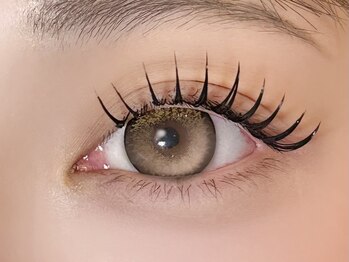 リッツィ(Ritzy.)/ボリュームラッシュ束感仕上げ