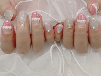 ハニービービー(Honey Bee Bee)/トレンドピンクレースネイル