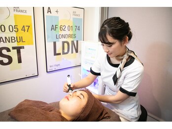 グルステ 池袋/14万人に愛され続ける毛穴洗浄