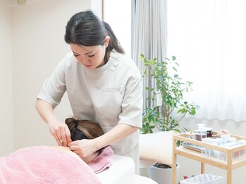 里咲紀はりきゅう院/施術風景