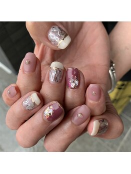 サロンド ボヌール(salon de bonheur)/