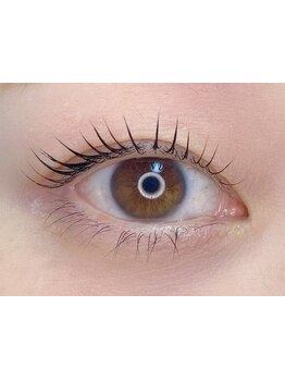 ナチュラル上品な目元にしたい