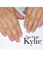 カイリー(Kylie)/艶々クリア