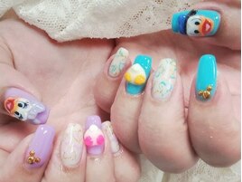 痛ネイル