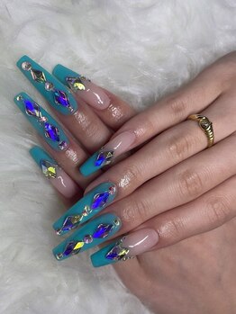 ルイシンデレラ×バニラ(LOUISCINDERELLA×vanilla)の写真/【パーツ付け放題!種類豊富で嬉しい☆】爪が小さい、形が悪い、爪が折れてしまった方にオススメ!