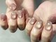 ミファネイル(mihwa nail)の写真/シンプルでも目を惹く上質ネイル!凹凸のゼロの極上フォルムで光を操る指先へ*フィルイン対応で爪育も◎